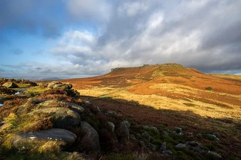 A winter sunrise view of Higger Tor in the South Yorkshire Peak District Na.. Stock Photos