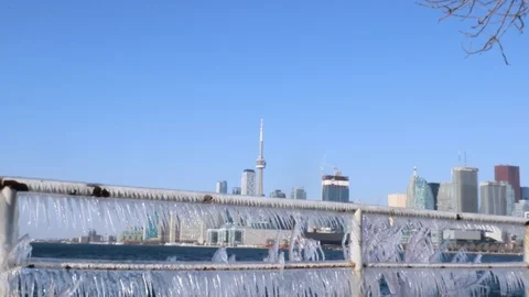 Winter View of CN Tower Toronto with Icicles in Foreground 動画素材 125648055