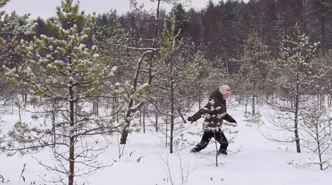 Winter walking 스톡 동영상 21299444