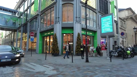 Winter window shopping in Paris Stock Footage 221231772