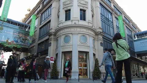 Winter window shopping in Paris Stock Footage 221232364