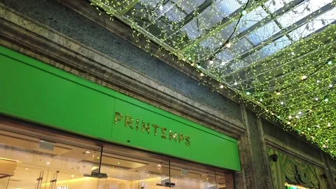 Winter window shopping in Paris Stock Footage 221234458