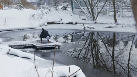 Winter yoga session. Man in black Video stock 83916442