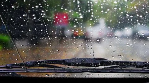 Wipe the rain on the windshield Foto stock