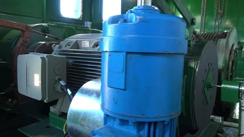 Wire rope spooling technology Video stock 91656631