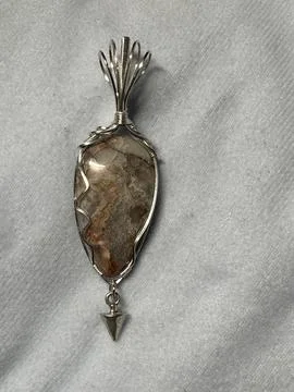 Wire wrapped agate Foto stock