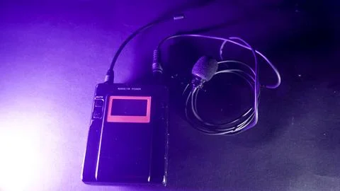 Wireless Clip On Microphone Transmitter Foto stock