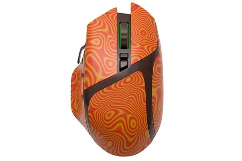 Wireless gaming computer mouse with seamless wavy pattern on white background Illustrazione stock