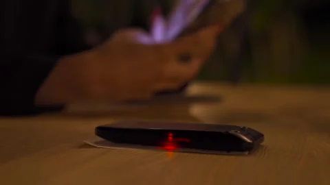 Wireless Queue in restaurant. restaurant pager. Stock Footage 282183537