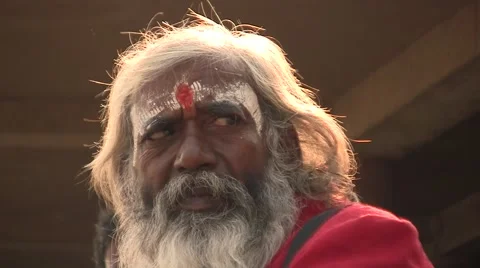 Wisdom saddhus in benares Video stock 52026648
