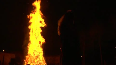 Witch burn dance slow 06 Stock-Footage 20604381