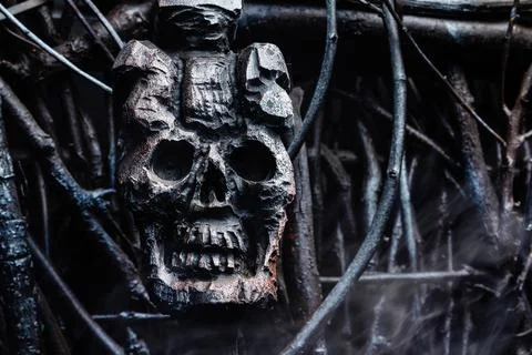 Witch skull cane standing. Foto stock