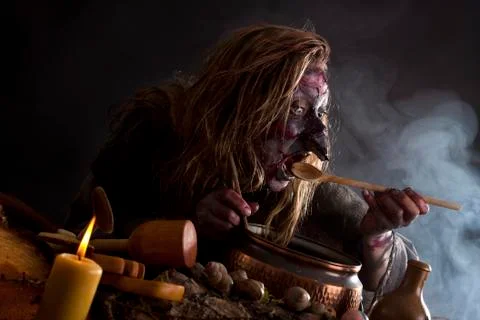 Witch tried brewed potion 스톡 사진