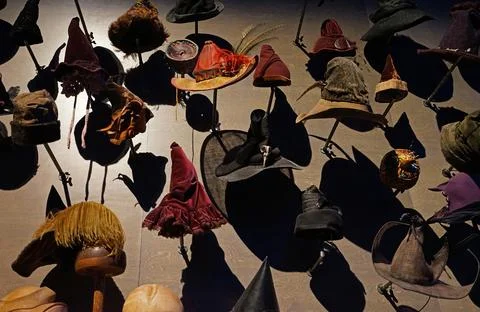 Wizarding hat and props at the Warner bros studio tour London Stock-Fotos
