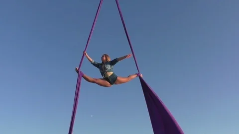 Woman aerial acrobat. Stock Footage
