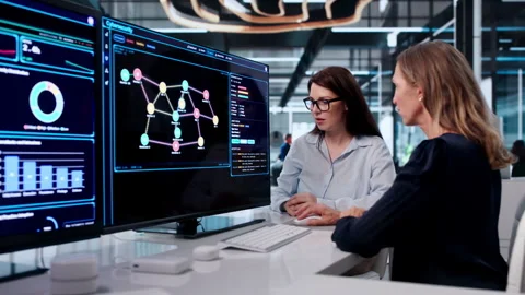 Woman Analyzing Network Threats Using Security Software Vídeo Stock 343891488
