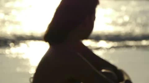 Woman at a beach 動画素材 10792076