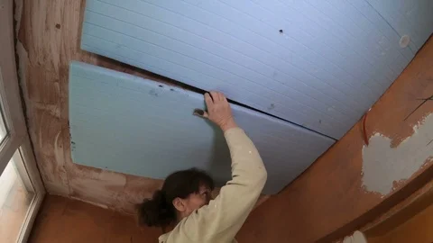 Woman builder with construction tools. Vidéo 120287531