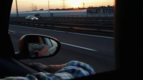 Woman in car Stock Footage
