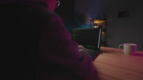 Woman coding on laptop Video stock 167729732