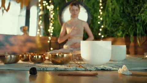 Woman doing Breathing Practice while Sitting Vídeos de archivo 282164462