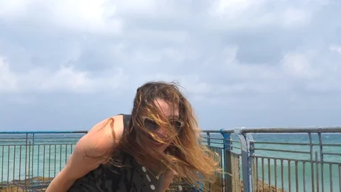 Woman fun 動画素材 101654650