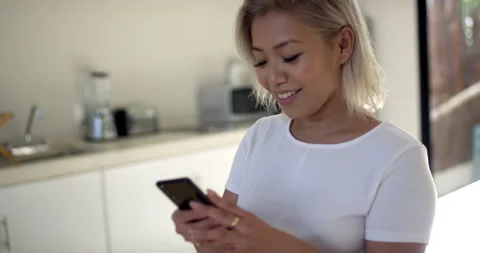 Woman makes video call while on vacation 스톡 동영상 139375700