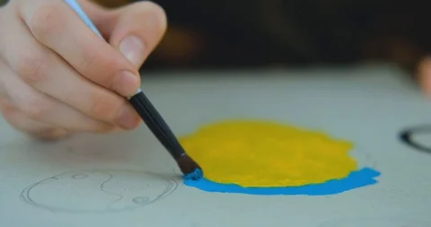 Woman painter in workshop Stock Footage 125313523