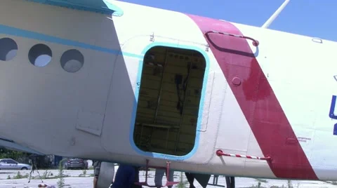 Woman in Plane Stockbeeldmateriaal 7737701