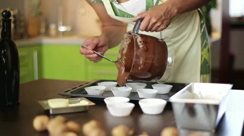 Woman preparing a cake in the kitchen 스톡 동영상 11569223