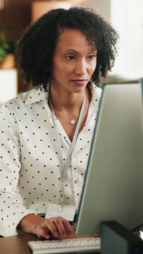 Woman, programmer and typing in office with computer, research and software Stock-Footage 342239671