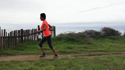 Woman runner Видео 48053056