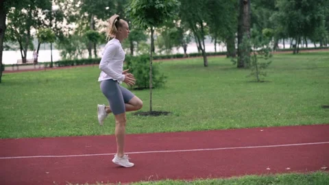 Woman runner training. Stock Footage 202160304