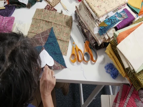 Woman sewing patchwork 動画素材 80335825