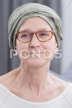 Woman sick with cancer Stock Photos