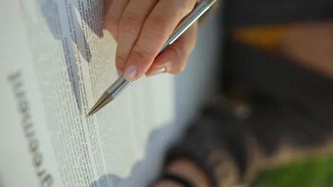 Woman sign document Video stock 222832091