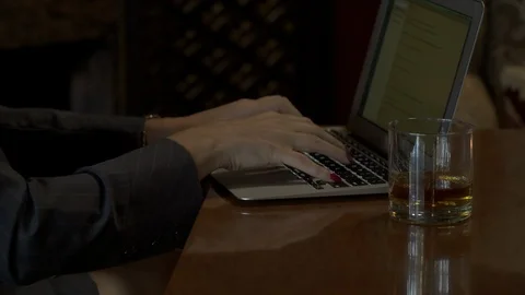 Woman at table using laptop. Stock-Footage 88176771