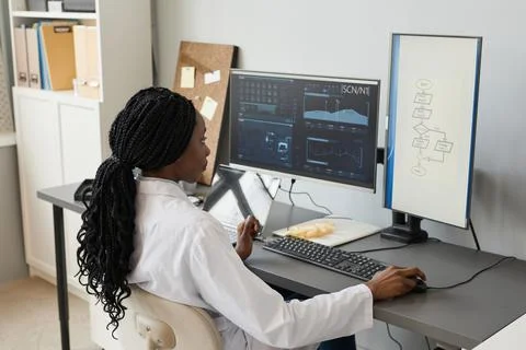 Woman using Computer in Engineering Lab 스톡 사진