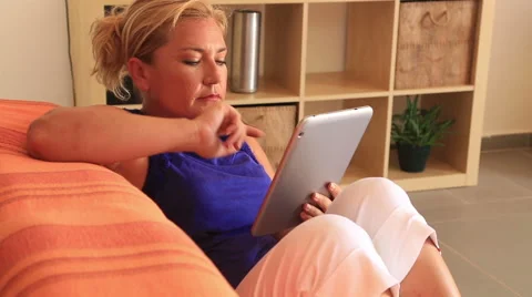 Woman using i pad 9 Stock Footage 53232803