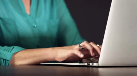 Woman using a laptop Video stock 41817497
