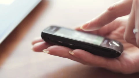Woman using smartphone 스톡 동영상 1012955