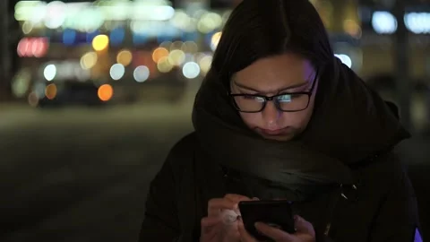 Woman Using Smartphone Видео 169459646