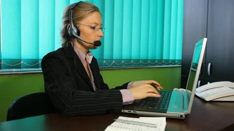 Woman work at Call center, hotline, taping, helpdesk, woman Stock Footage