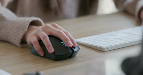 Woman work on laptop computer Stock Footage 132134686