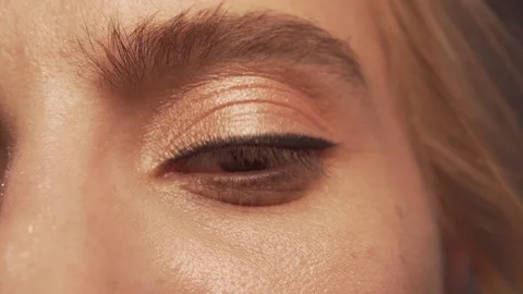 Womans Eye Close Up 3 Stock-Footage 112953038