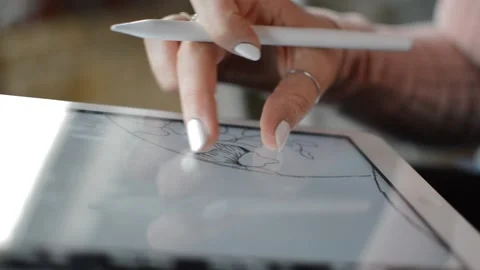 Woman's hand using i pad tablet for digital art with apple pen. Video stock 191584475
