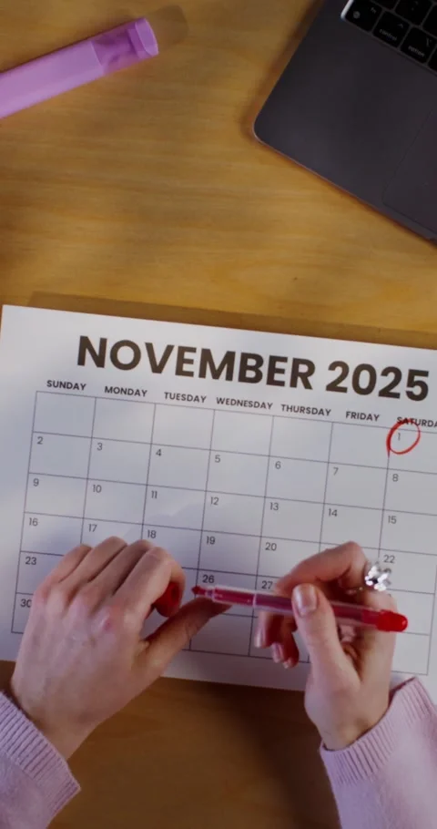 Womans hands mark the date in the calendar Stock Footage 313065019