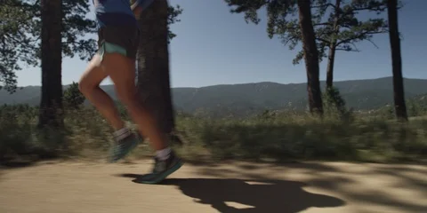Woman's Legs Running On Trail 스톡 동영상 105925220