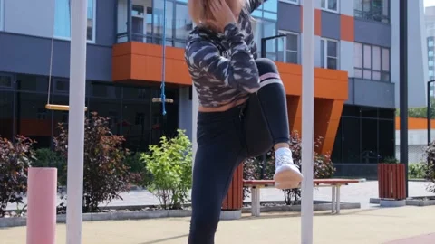 Woman's outdoor workout in summer 스톡 동영상 160829840