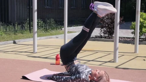 Woman's outdoor workout in summer Stock Footage 160830187